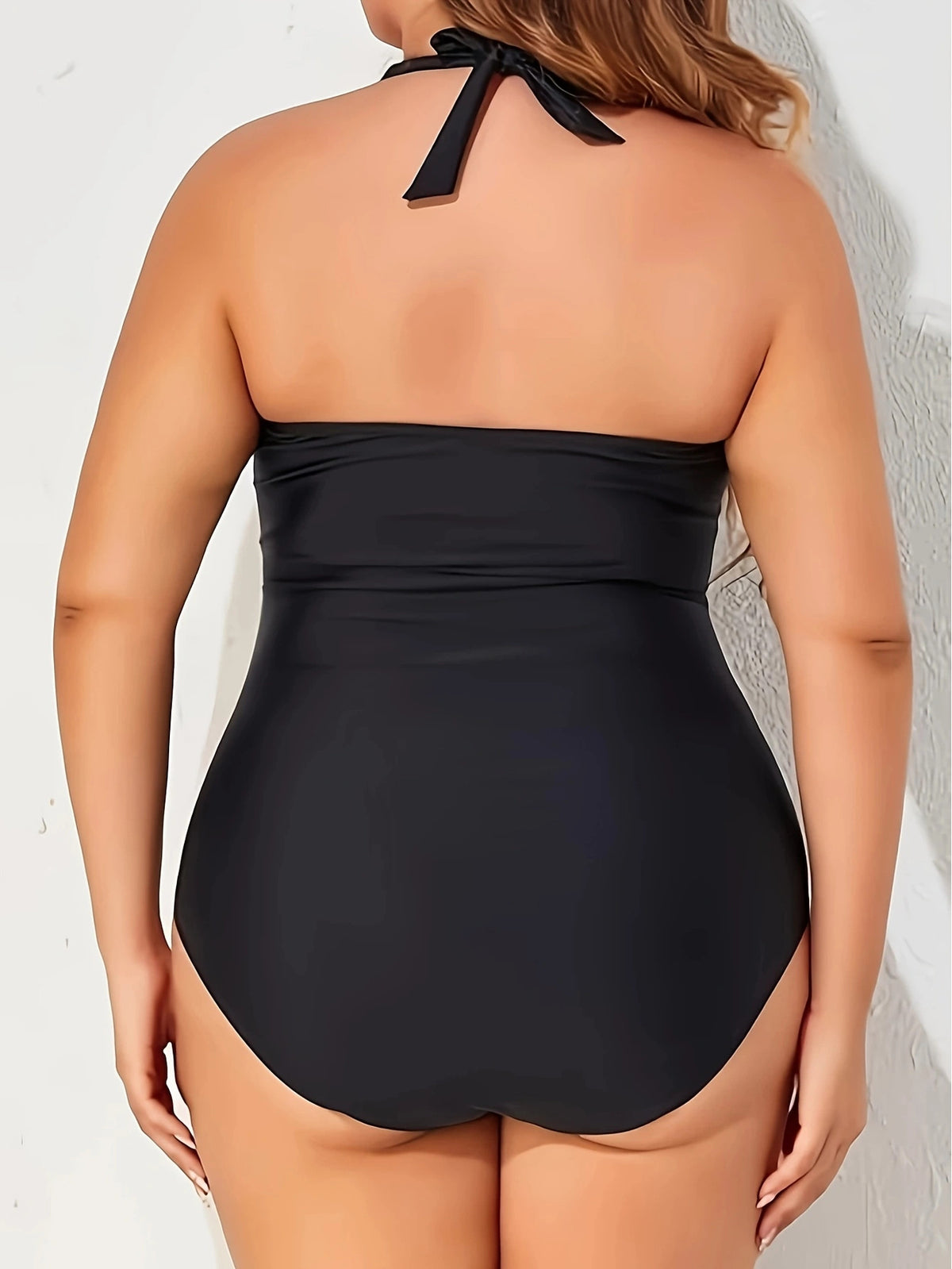 Plus Size Ruched Halter Tummy Control One-Piece Swimsuit